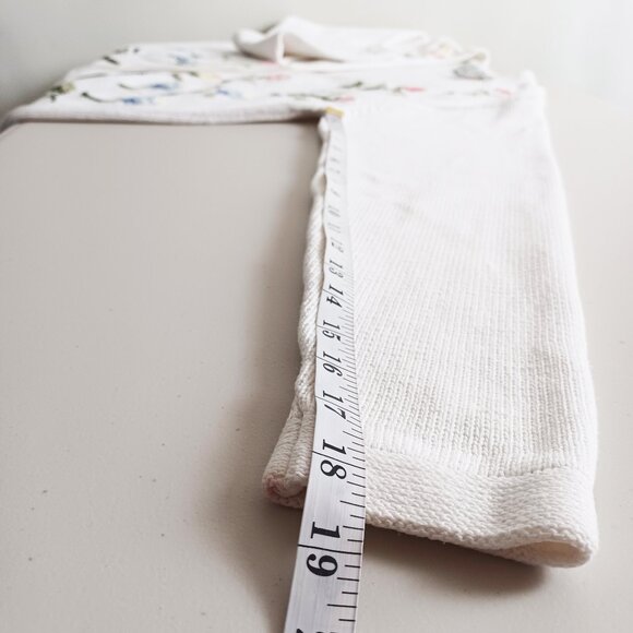 Tabi International Floral Knit V-neck Cardigan - Picture 12 of 15